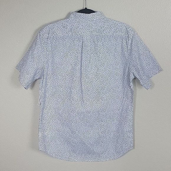 NWT Lightweight Old Navy button down with anchor print. Size M - Picture 6 of 6